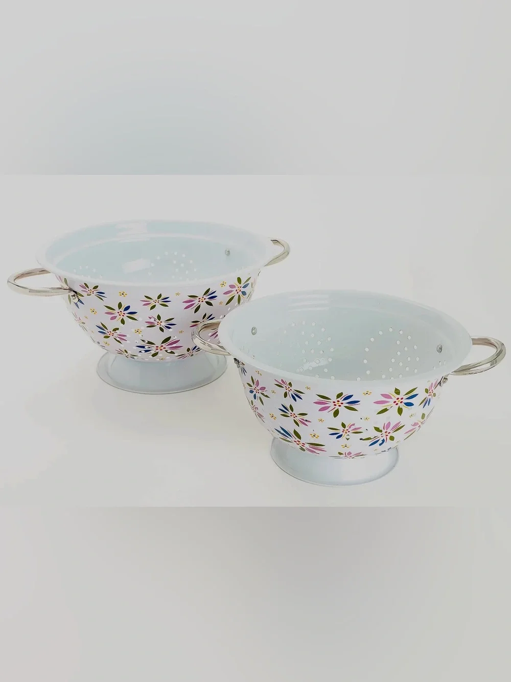 TEMP-TATIONS OLD WORLD NESTING COLANDER (2PCS) confetti (NWT)